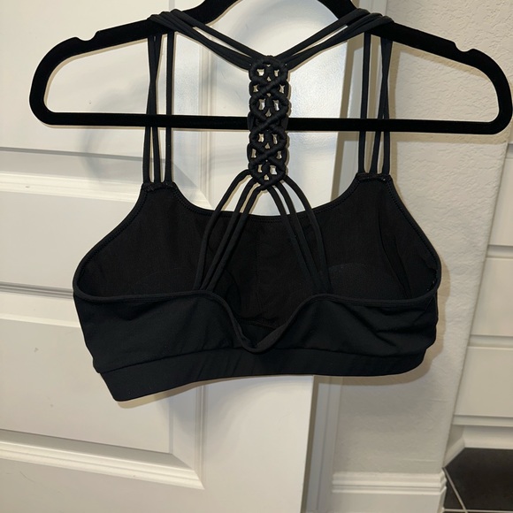 Mono B sports bra. Black. Size L - Picture 2 of 2